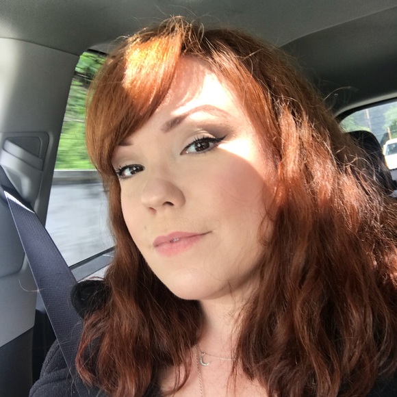 Meet your Posher, Rhiannon - Picture 1 of 1